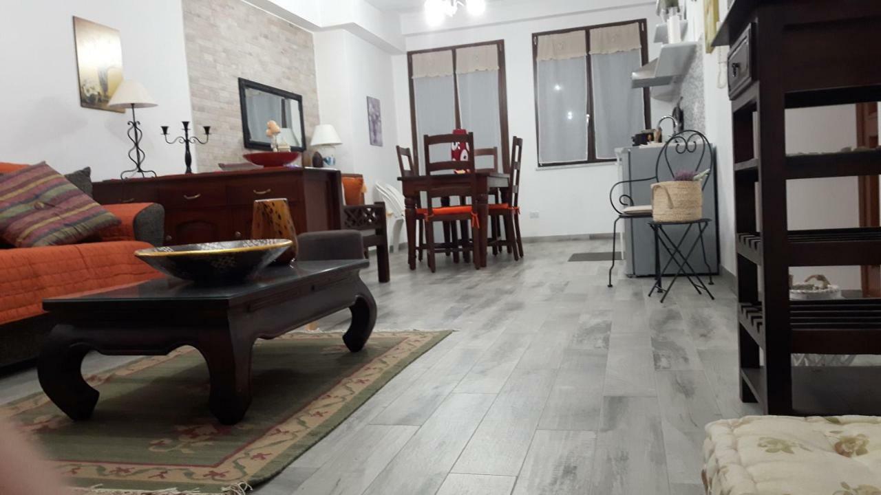 הוילה אלגהרו Little House מראה חיצוני תמונה